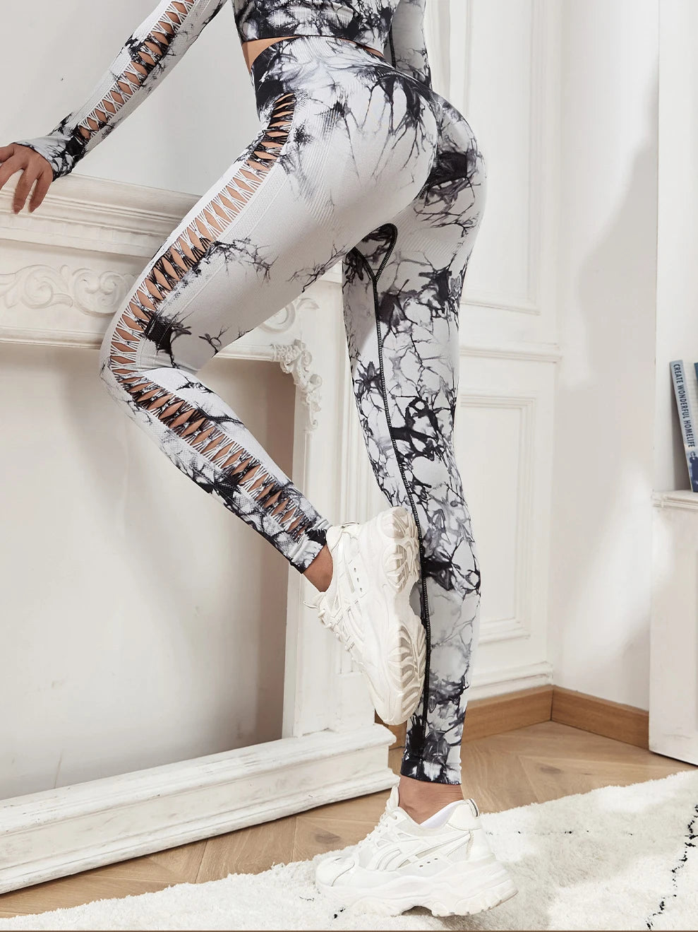 Sexiest Women's Workout Clothes - White Pants, L image