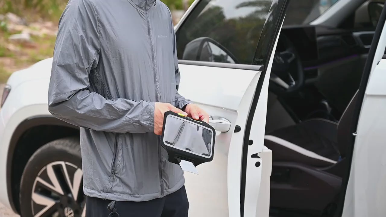 Phone holder for running