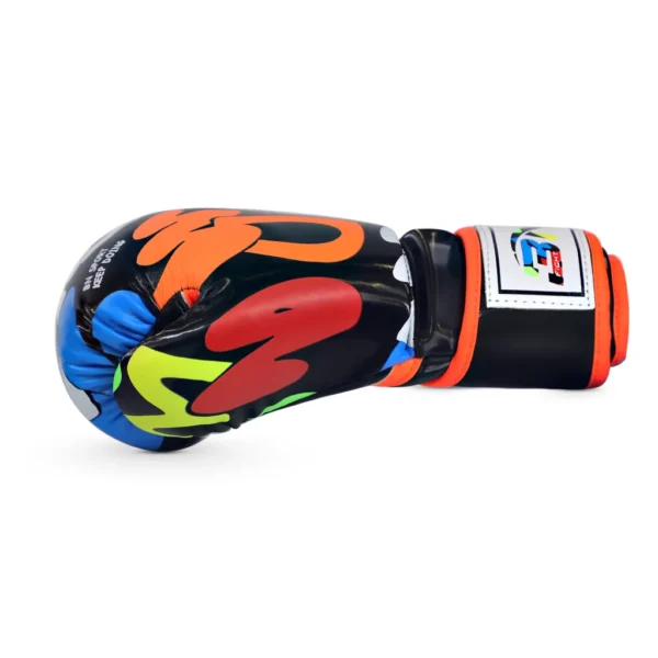 Elite 6oz boxing gloves for kids sold by 100 Spartans