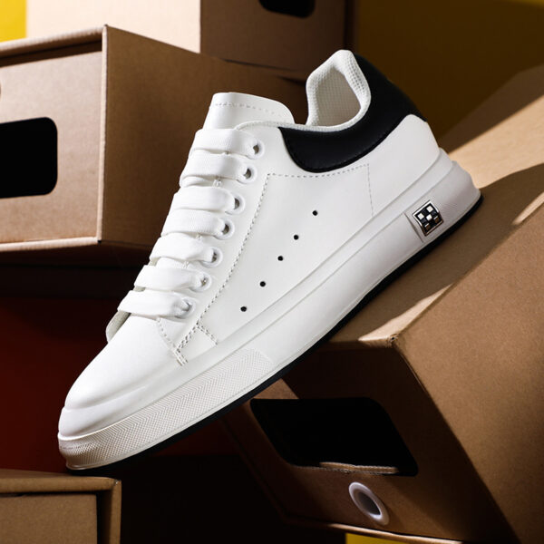 White tide retro mens trainers sold by 100 Spartans